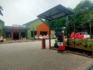 Palang parkir seietm semi manles dan cashless 2 300x225 - Distributor Palang Parkir Jakarta