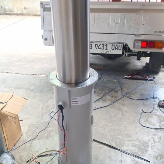 automatic bollard bandung 540x540 - Solusi manajemen parkir untuk Sistem Parkir Modern
